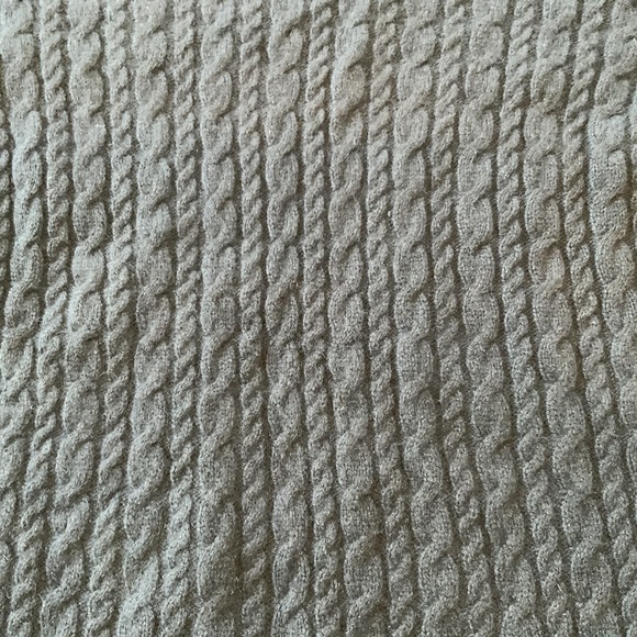EXPRESS DESIGN‎ STUDIO Sweater Womens XL Wool Angora Cashmere Blend Cable Knit - Picture 2 of 8